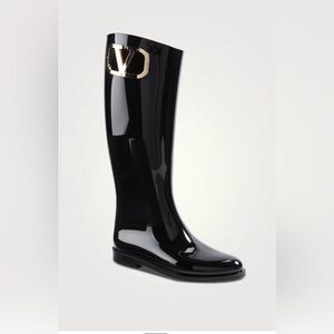 New Authentic Valentino Garavani VLogo Patent Rain Boots